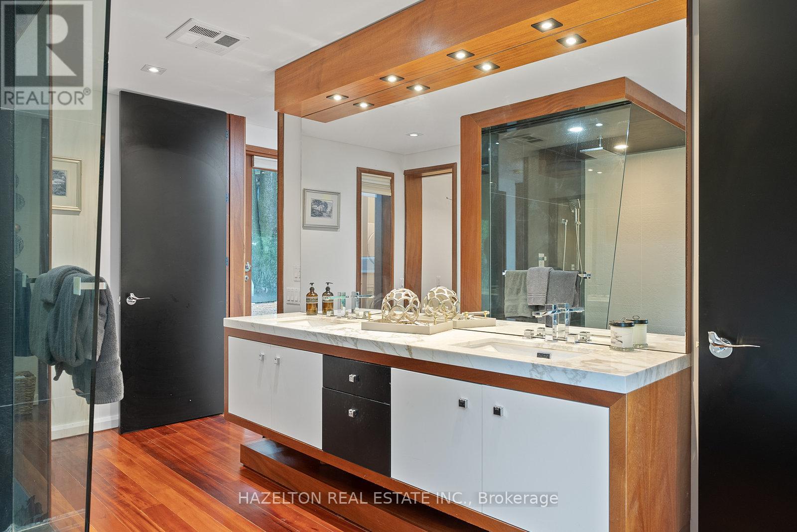 32 Regal Road, Toronto, Ontario  M6H 2J7 - Photo 28 - W12351591