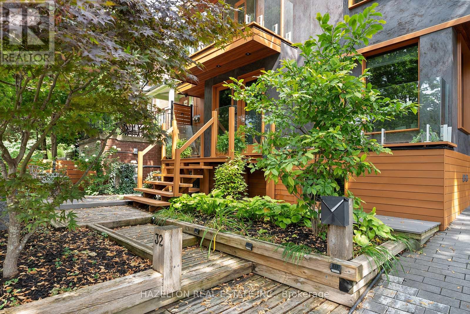 Property at 32 REGAL ROAD image 3