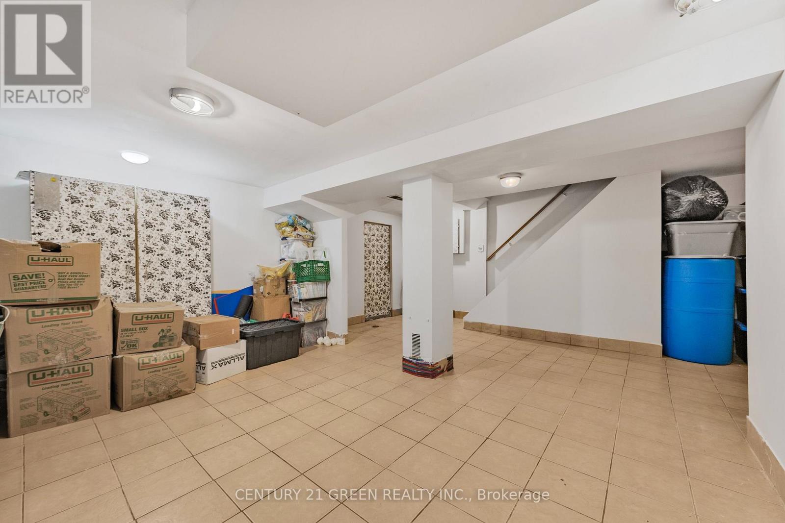 37 Rubydale Gardens, Toronto (Humber Summit), Ontario  M9L 1B8 - Photo 27 - W12351600