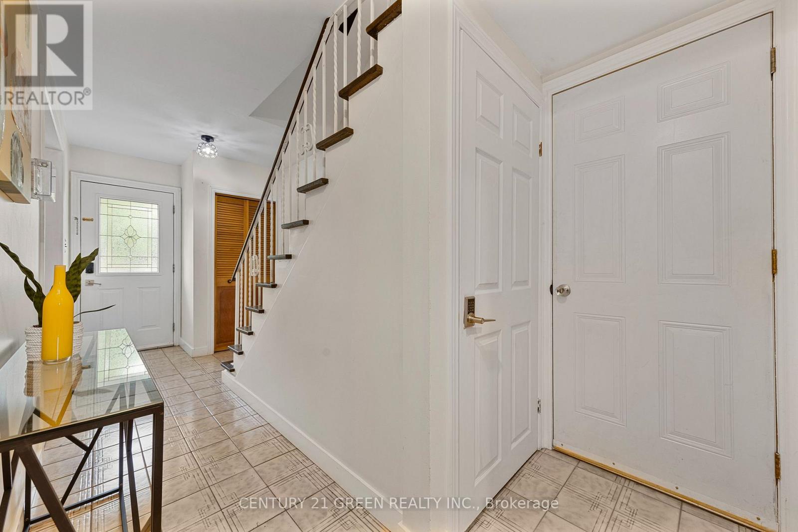 Property at 37 RUBYDALE GARDENS image 5