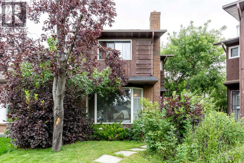 Property at 119 Whiteridge Place NE image 1