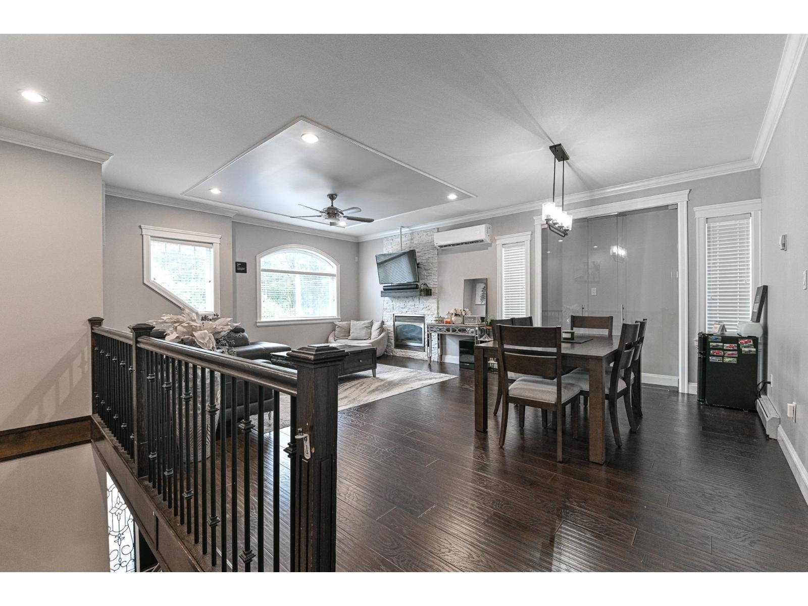 Property at 7554 MURRAY STREET image 4