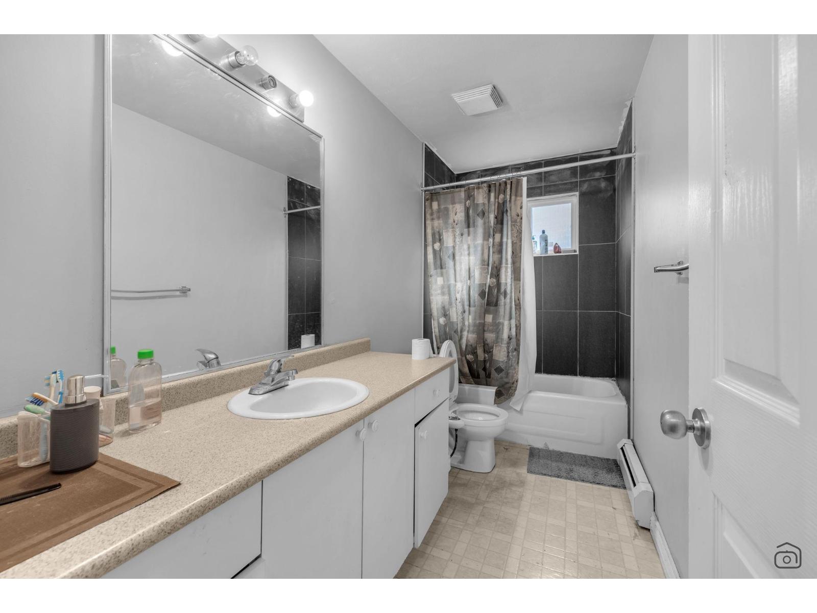 7480 Lee Street, Mission, British Columbia  V2V 3K8 - Photo 11 - R3038073