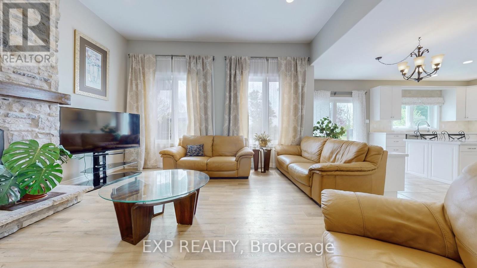 42 Somerville Crescent W, Mulmur, Ontario  L0N 1M0 - Photo 9 - X12351637