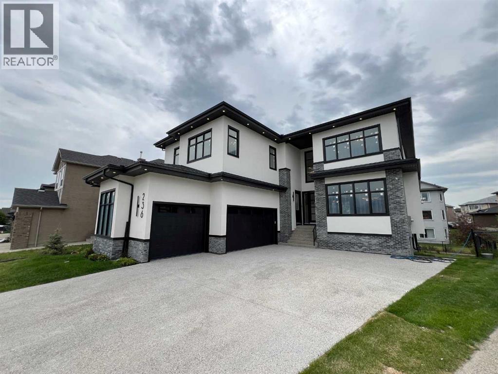 Property at 236 East Lakeview Place image 1