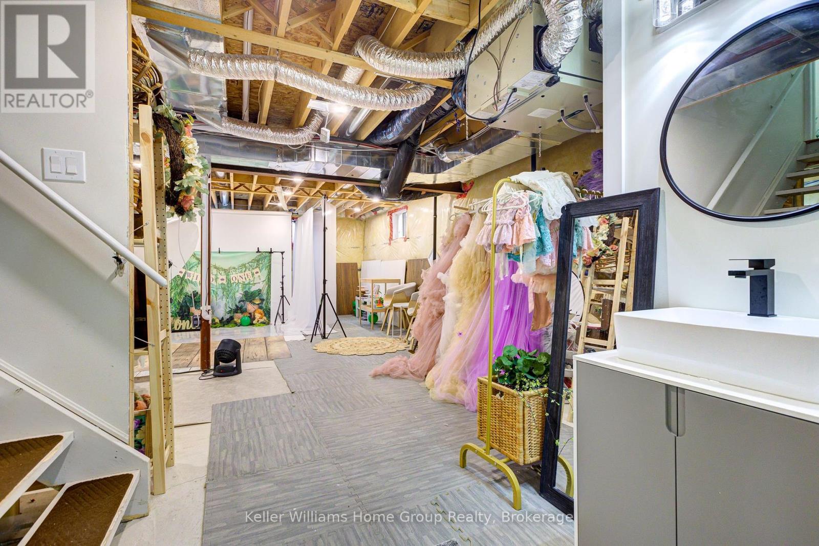 435 Pozbou Crescent, Milton, Ontario L9T 8H8 - Photo 43 - W12351675