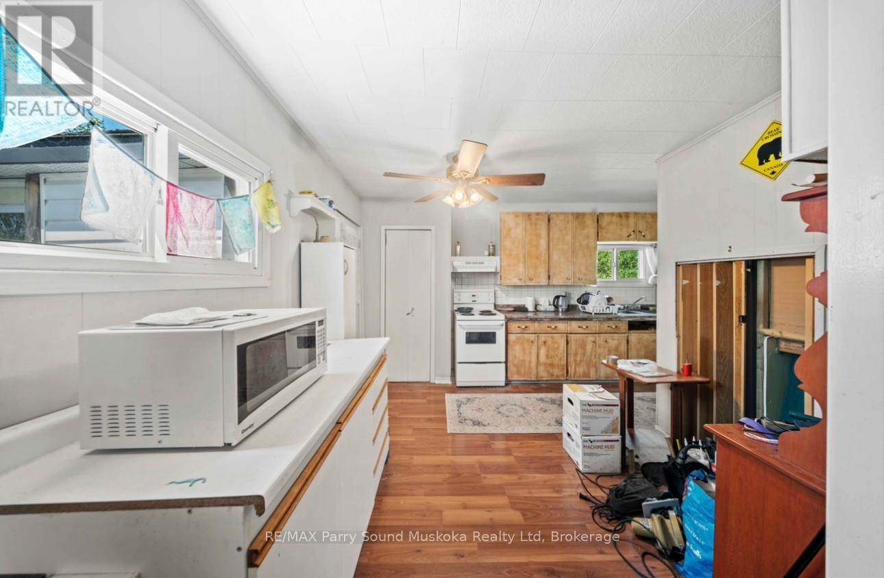 1027 Riverside Drive, Parry Sound Remote Area, Ontario  P0G 1A0 - Photo 25 - X12351664