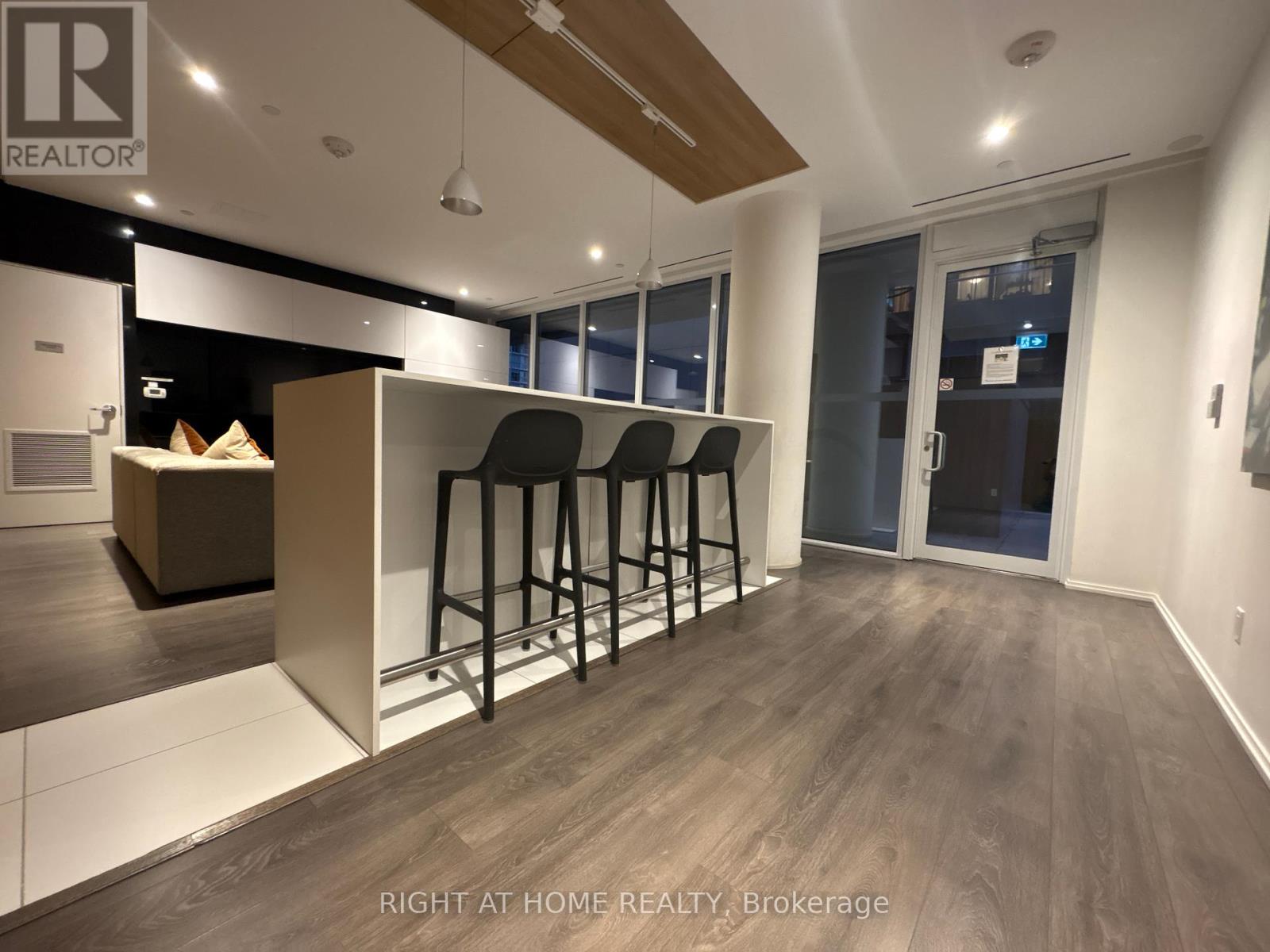 503 - 68 Shuter Street, Toronto, Ontario  M5B 1B4 - Photo 25 - C12351676