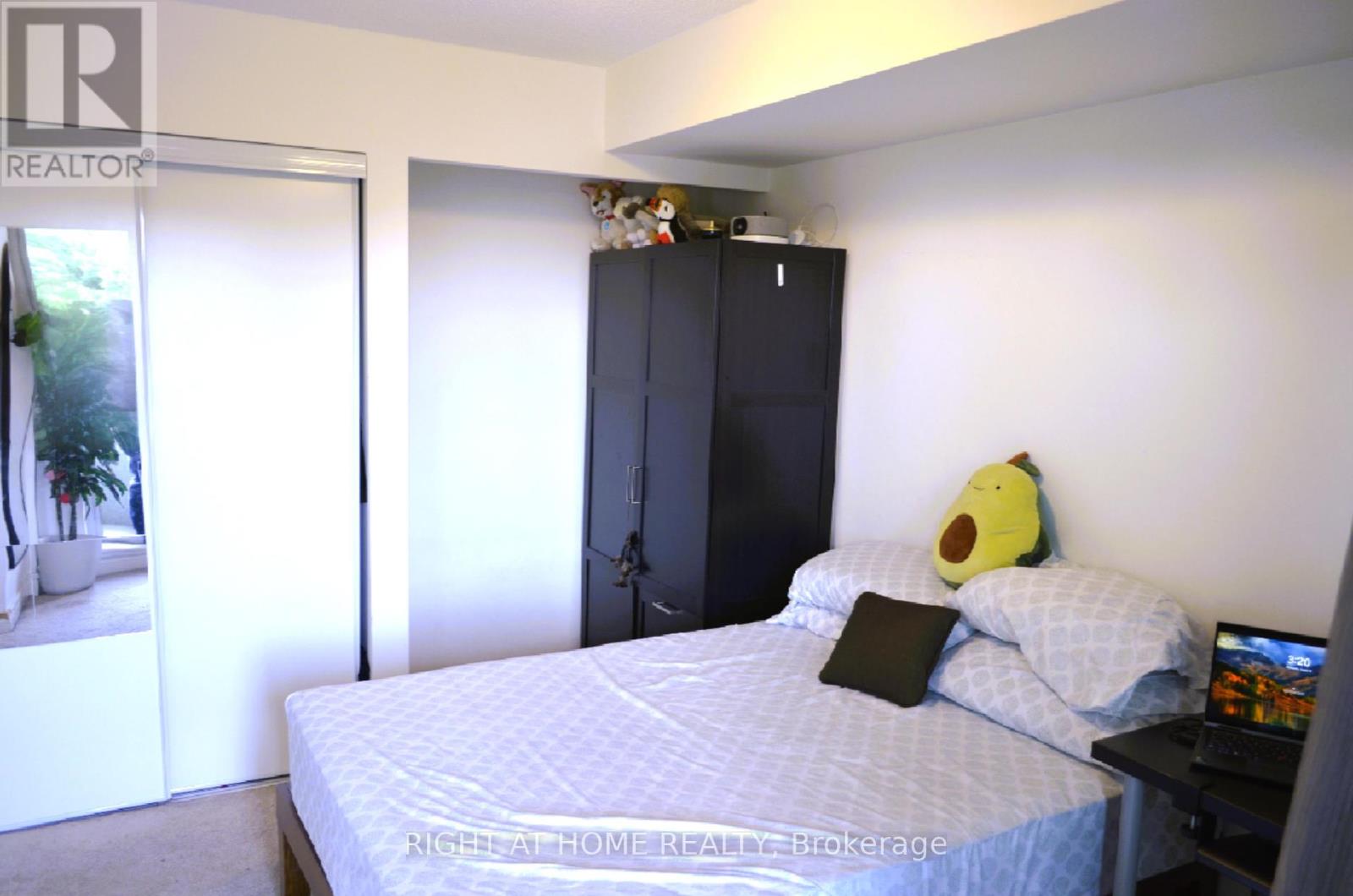 408 - 60 Town Centre Court, Toronto, Ontario  M1P 0B1 - Photo 11 - E12351666