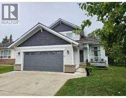 9424 Wedgewood Drive N Wedgewood