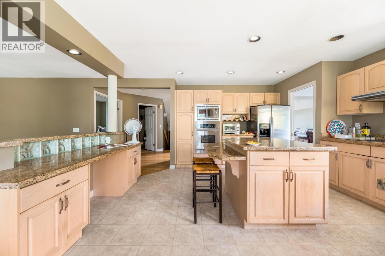35 Wildwood Drive, Port Moody, British Columbia  V3H 4M5 - Photo 8 - R3037895