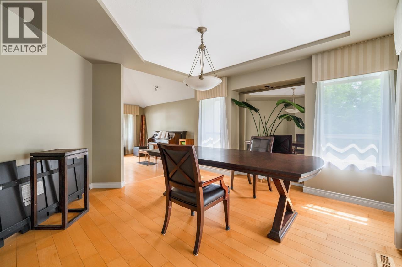 35 Wildwood Drive, Port Moody, British Columbia  V3H 4M5 - Photo 6 - R3037895