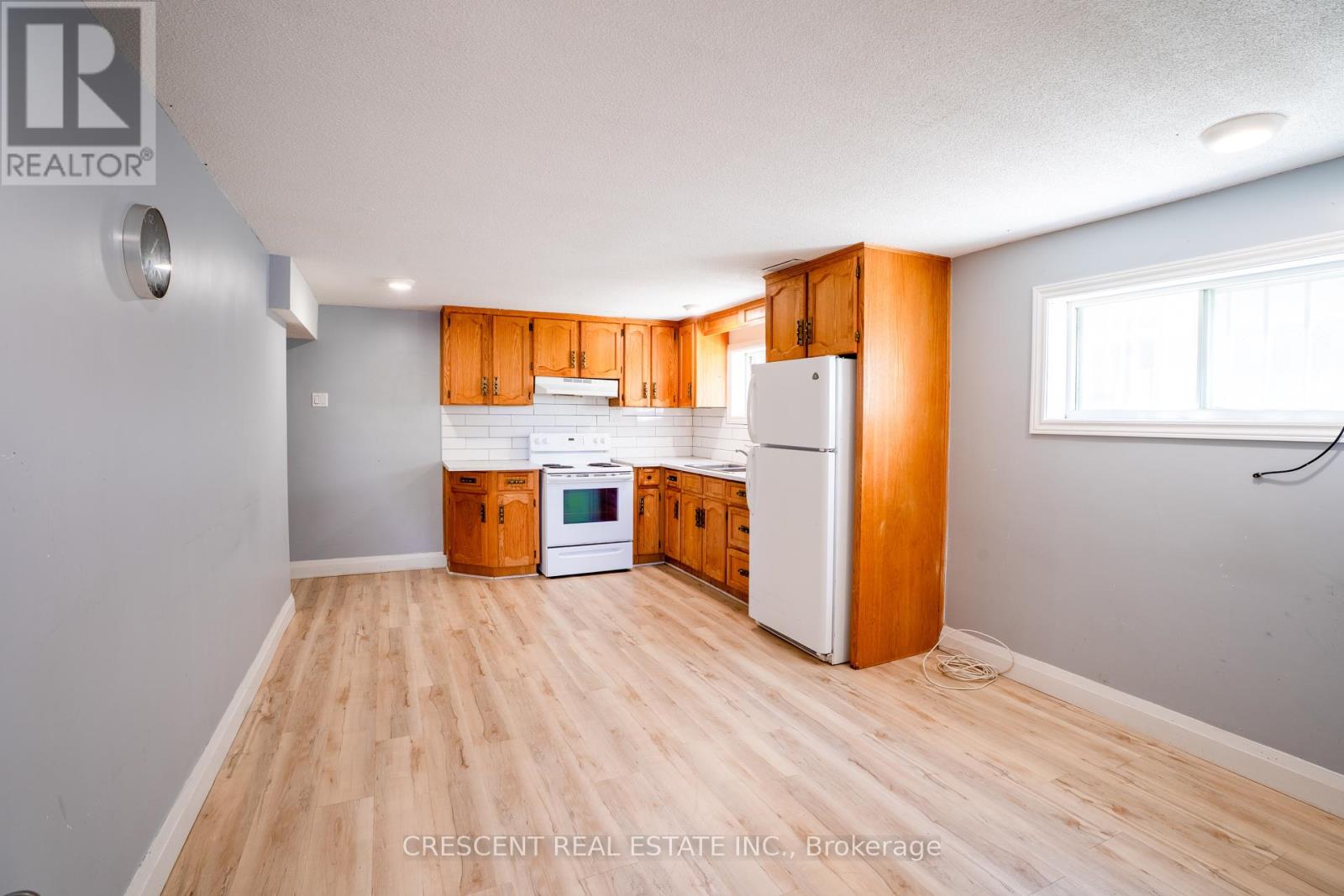 Lower - 3926 Midhurst Lane, Mississauga, Ontario L4Z 1C7 - Photo 3 - W12351690