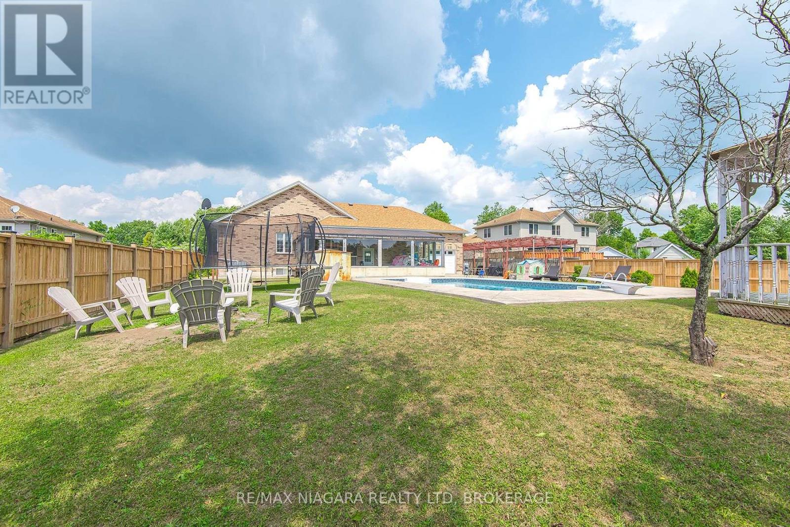 5199 Sherkston Road, Port Colborne, Ontario  L0S 1R0 - Photo 14 - X12351706