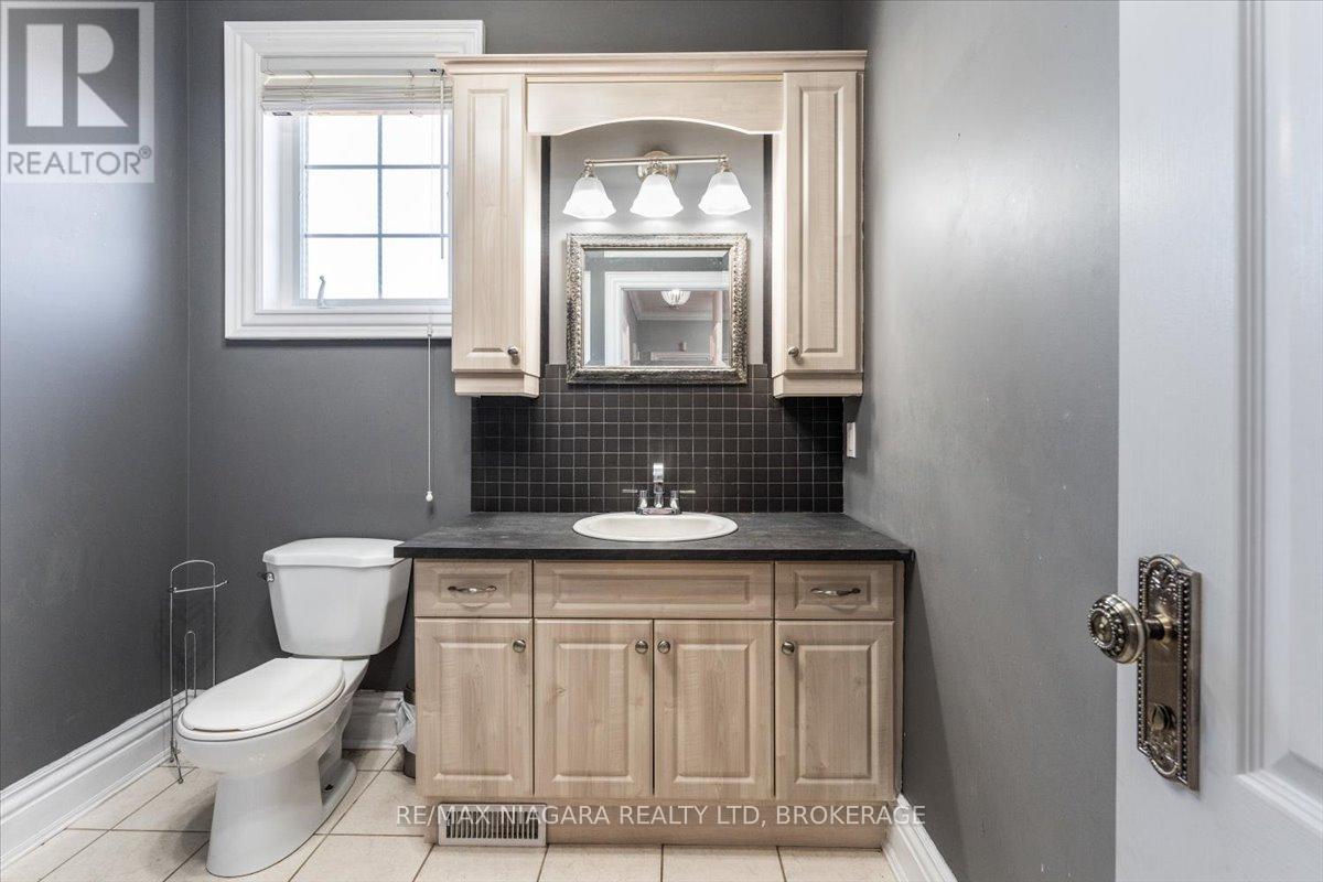 5199 Sherkston Road, Port Colborne, Ontario  L0S 1R0 - Photo 34 - X12351706