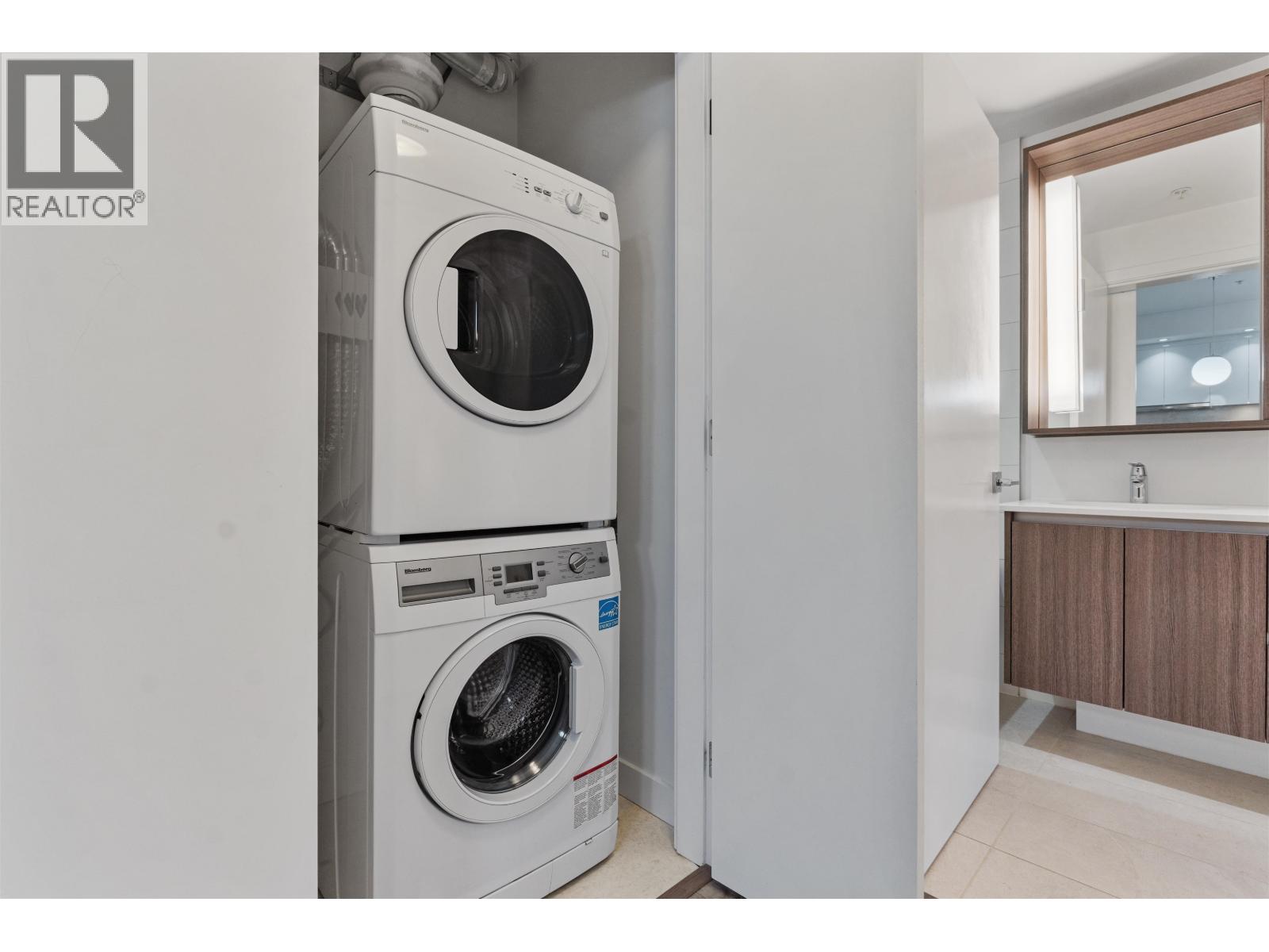 308 516 Foster Avenue, Coquitlam, British Columbia V3J 0H8 - Photo 18 - R3038360