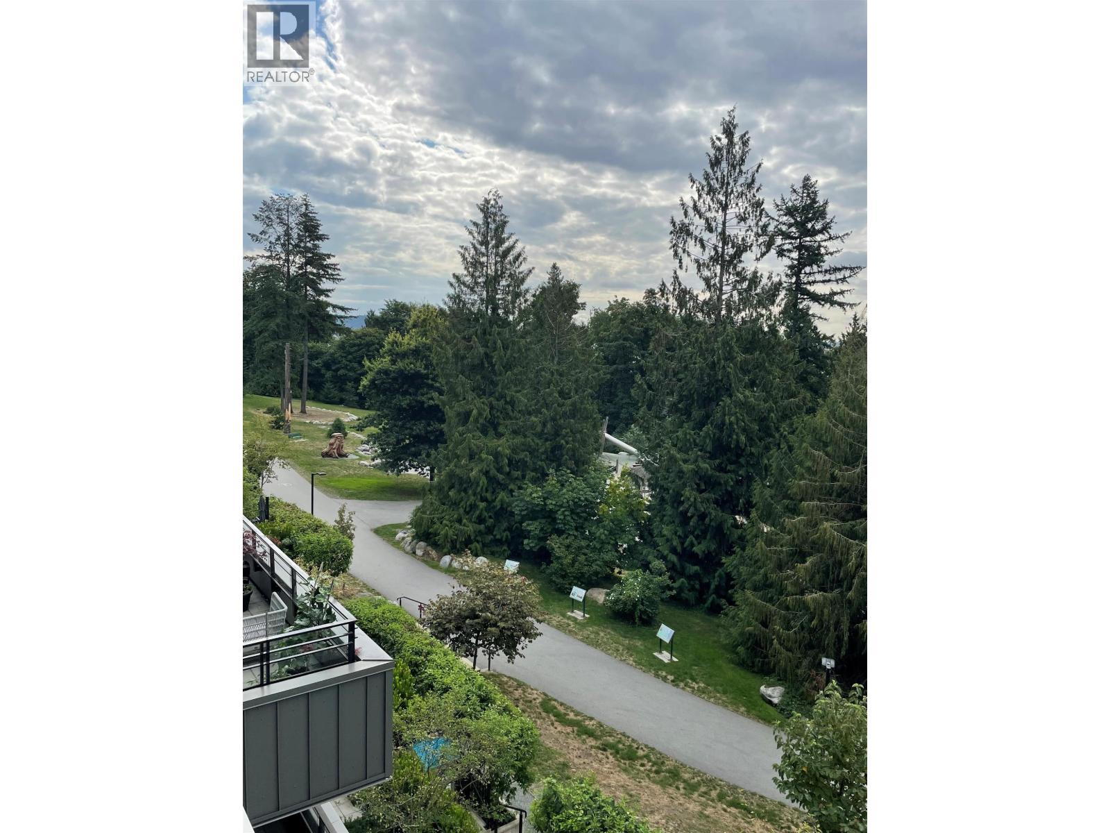 308 707 E 3rd Street, North Vancouver, British Columbia  V7L 1G8 - Photo 4 - R3038325