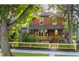 7024 105A ST NW Queen Alexandra