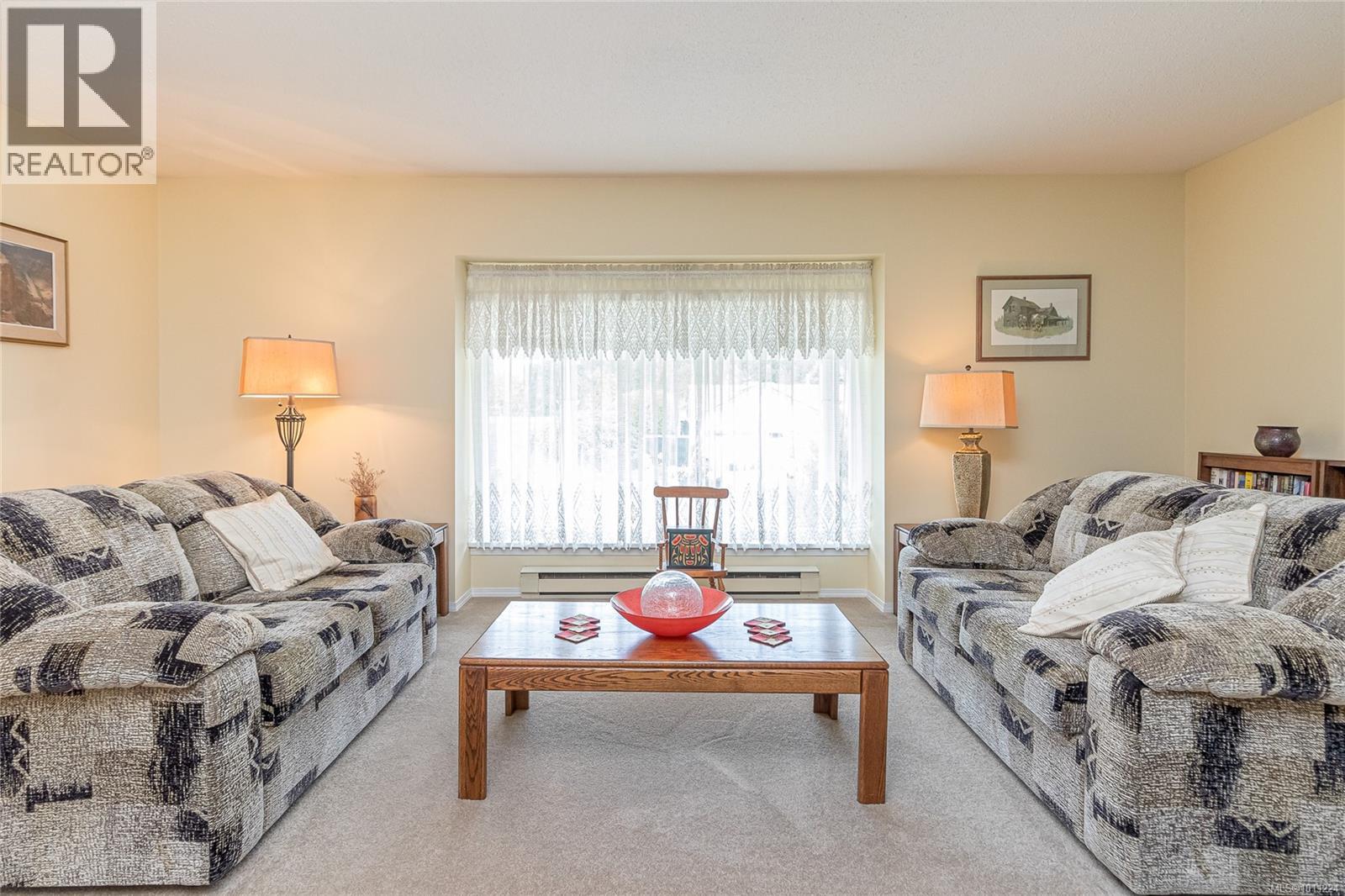 Property at 3220 Moorfield Rd image 5