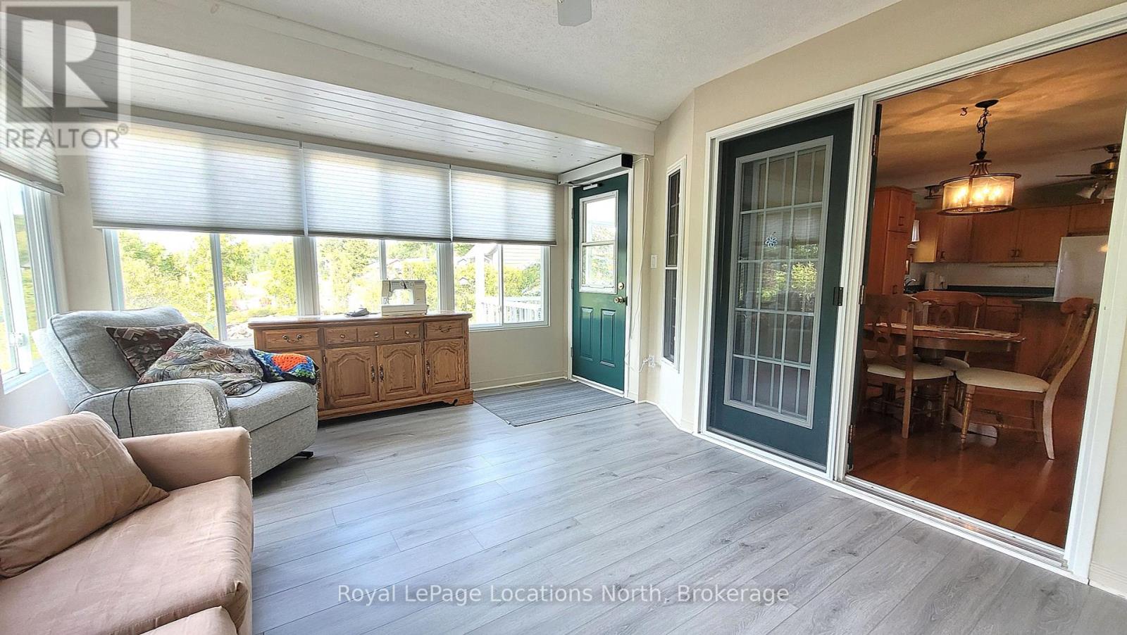 34 Topaz Street, Wasaga Beach, Ontario  L9Z 1X7 - Photo 24 - S12250880