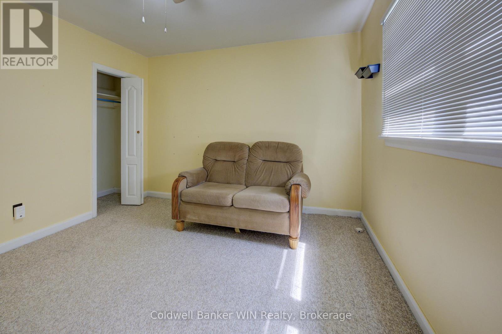 724 Waterloo Street, Wellington North, Ontario N0G 2L3 - Photo 17 - X12351760