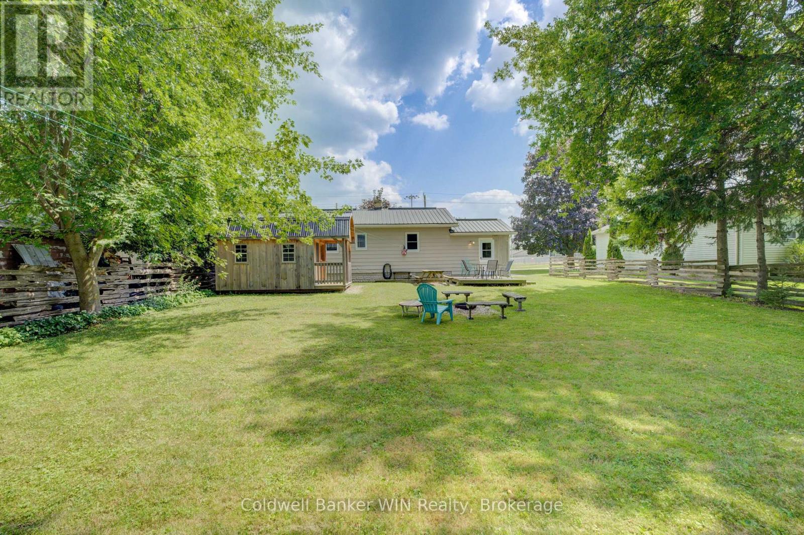 383 Wellington Street E, Wellington North, Ontario N0G 2L2 - Photo 25 - X12351763