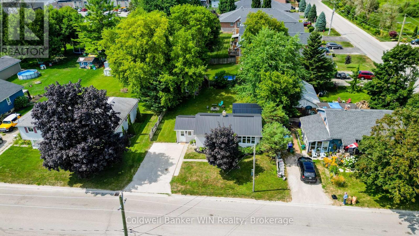 383 Wellington Street E, Wellington North, Ontario N0G 2L2 - Photo 31 - X12351763