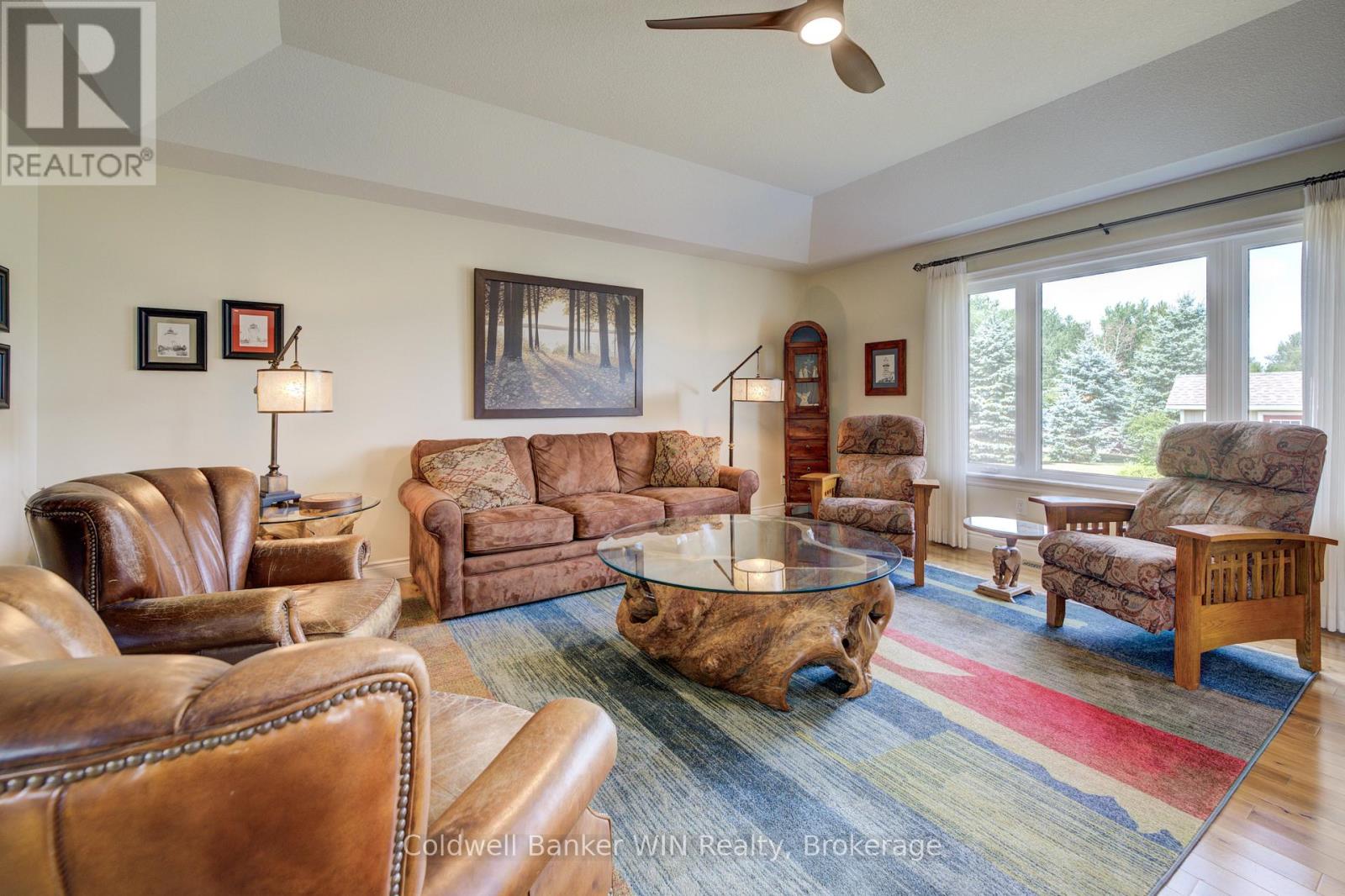 22 Regency Drive, Minto, Ontario  N0G 1M0 - Photo 12 - X12351764