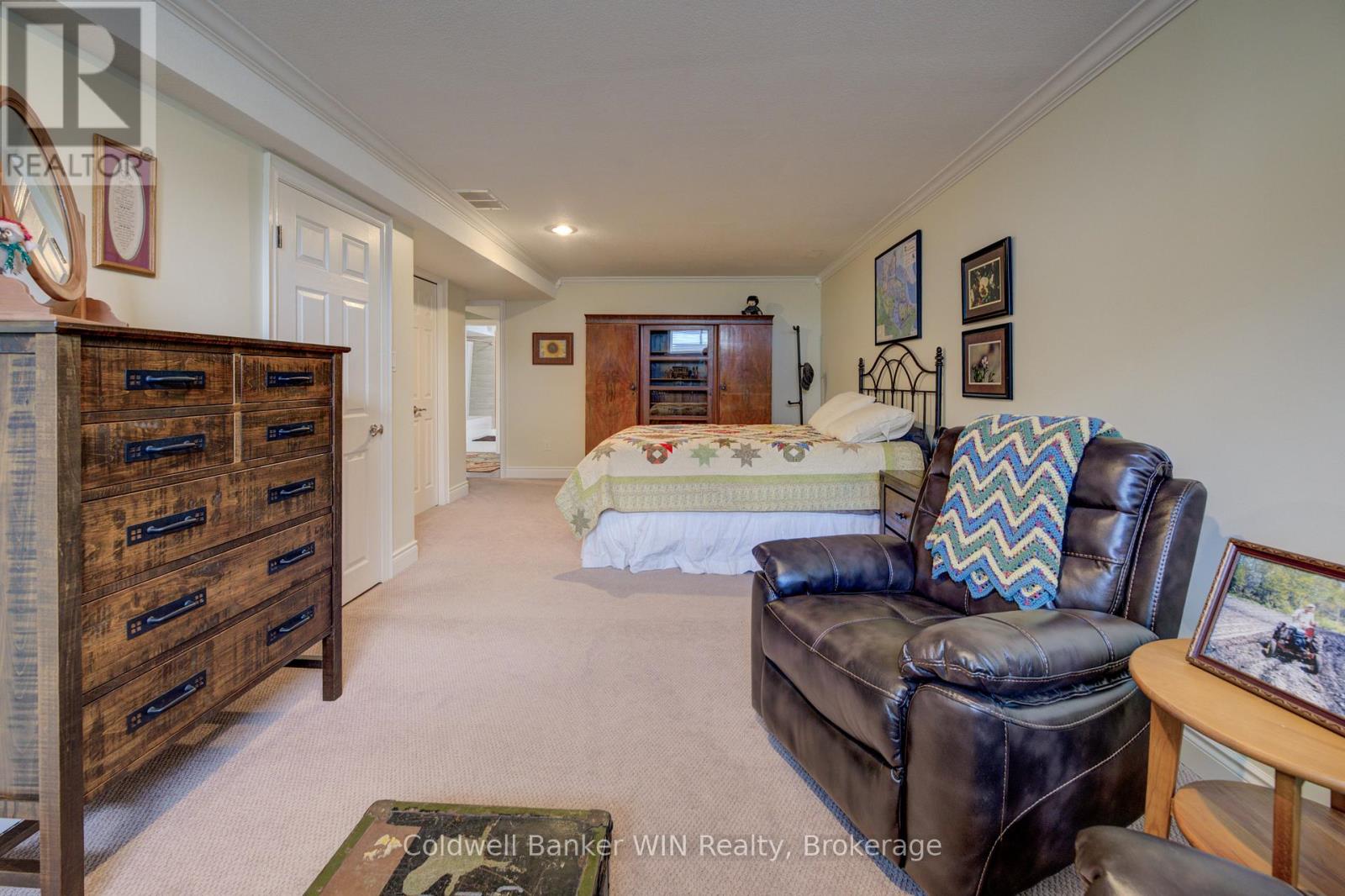 22 Regency Drive, Minto, Ontario  N0G 1M0 - Photo 31 - X12351764