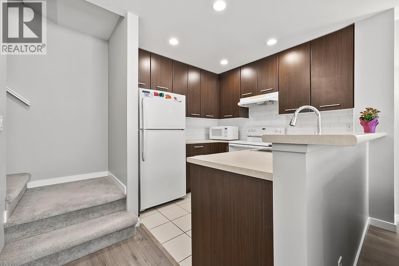 10 7370 Stride Avenue, Burnaby, British Columbia  V3N 5E6 - Photo 11 - R3031542