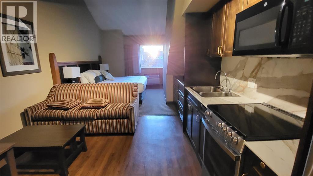210 4220 Gateway Drive, Whistler, British Columbia  V8E 0Z7 - Photo 10 - R2991725