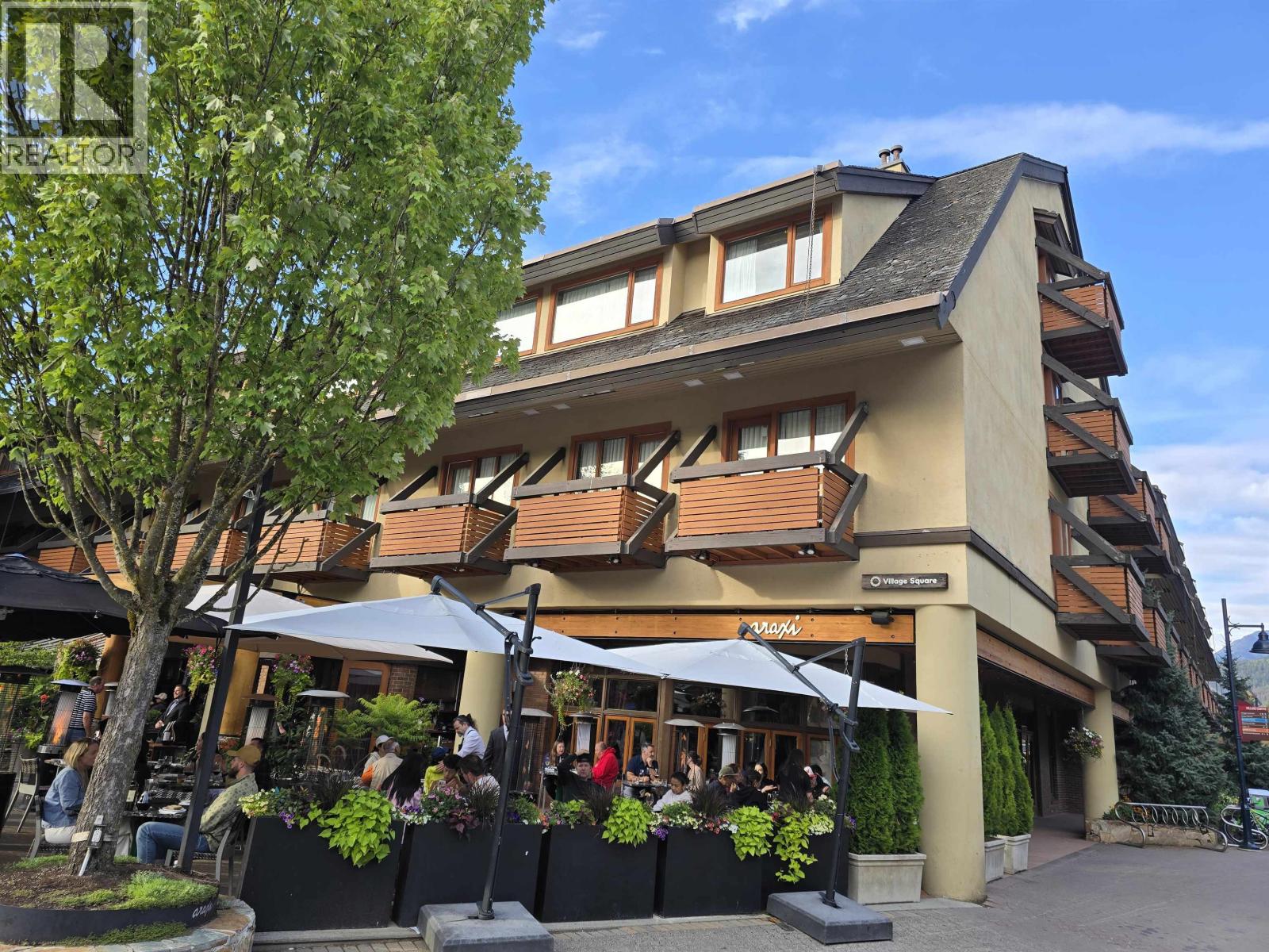220 4220 Gateway Drive, Whistler, British Columbia  V8E 0Z7 - Photo 2 - R2988620