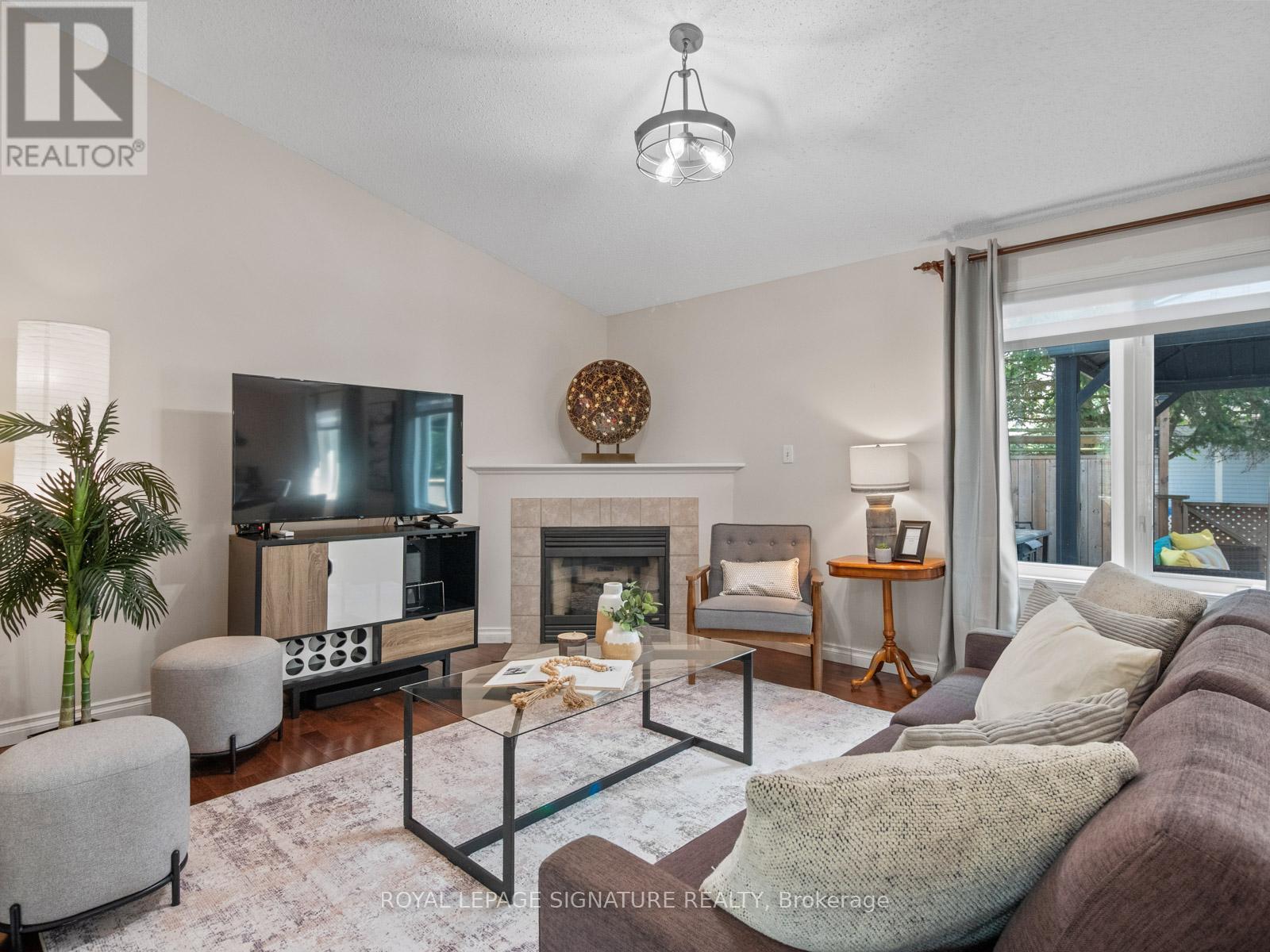 33 Steelhead Lane, Clarington, Ontario  L1B 1B3 - Photo 10 - E12351737