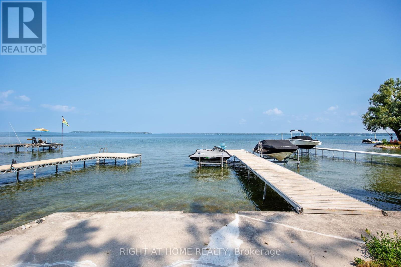 1557 Houston Avenue, Innisfil, Ontario  L9S 4M6 - Photo 20 - N12351757