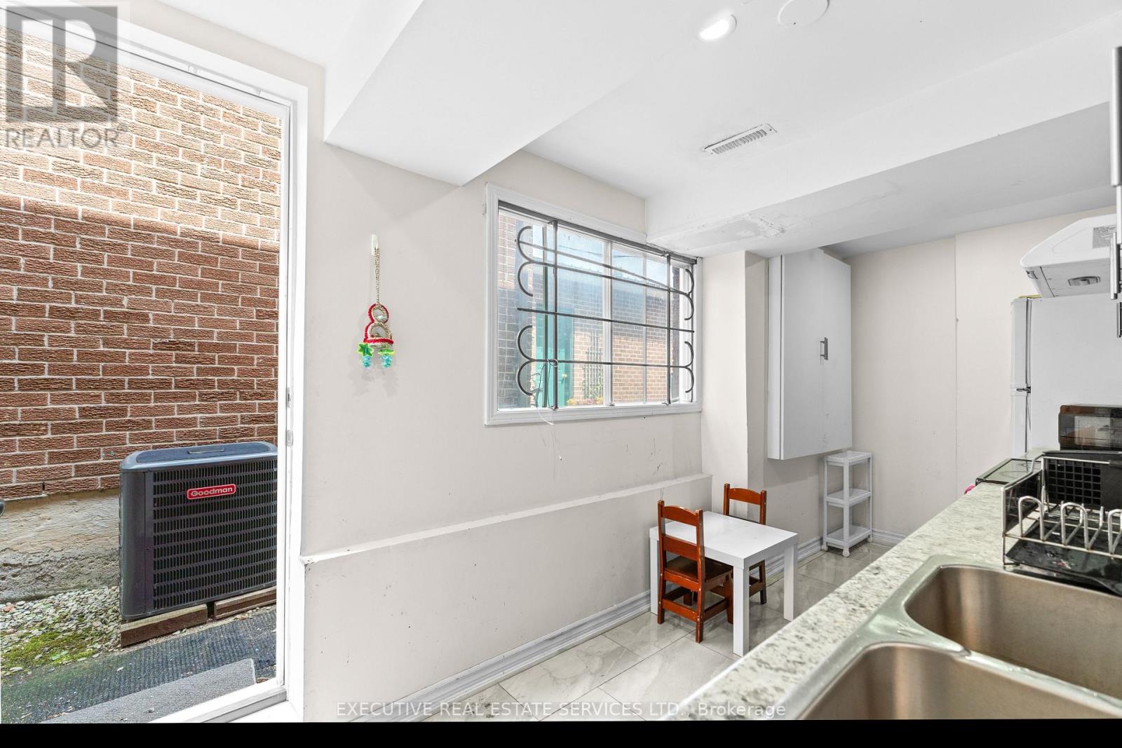 14 Albemarle Court, Brampton, Ontario  L6Z 1R4 - Photo 22 - W12351739