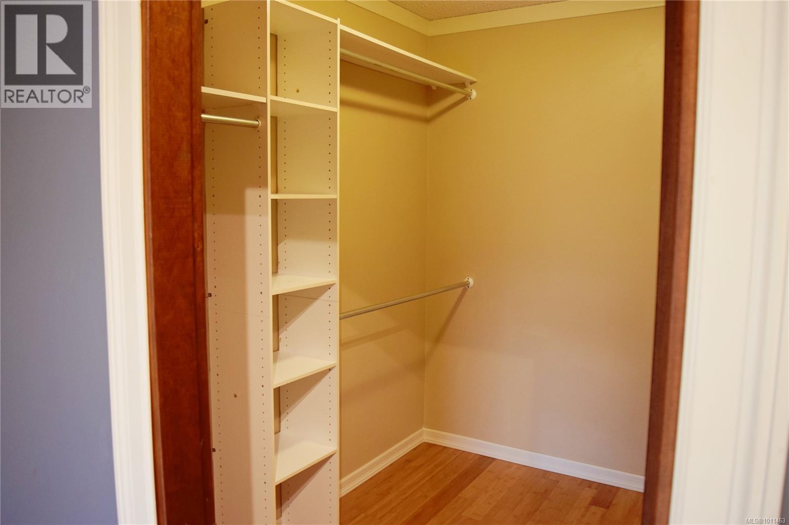 1568 Eric Rd, Saanich, British Columbia  V8N 5Y4 - Photo 30 - 1011463