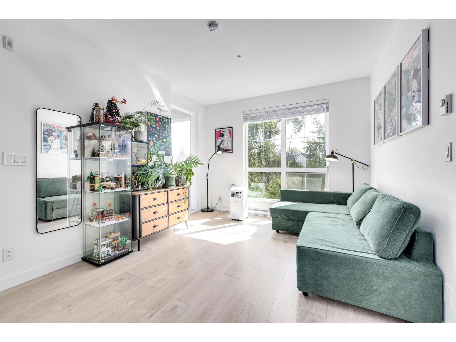 302 8379 201 Street, Langley, British Columbia V2Y 3S6 - Photo 3 - R3035745