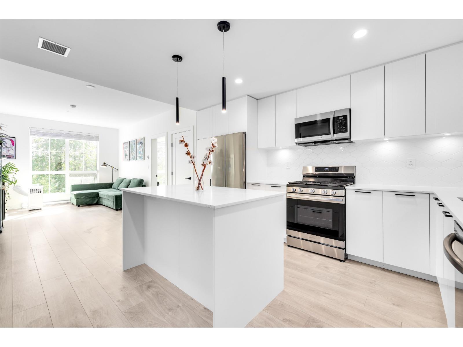 302 8379 201 Street, Langley, British Columbia V2Y 3S6 - Photo 8 - R3035745