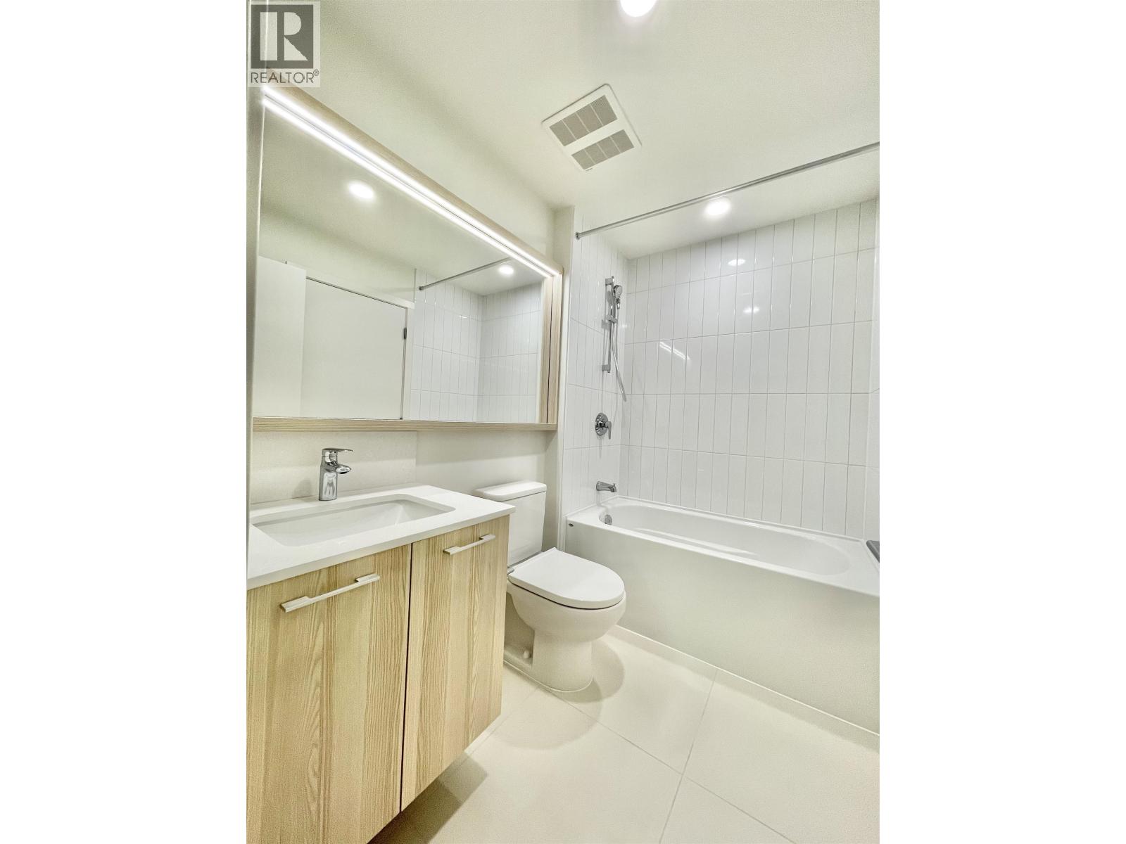 601 741 Anskar Court, Coquitlam, British Columbia  V3J 0N3 - Photo 11 - R3038190