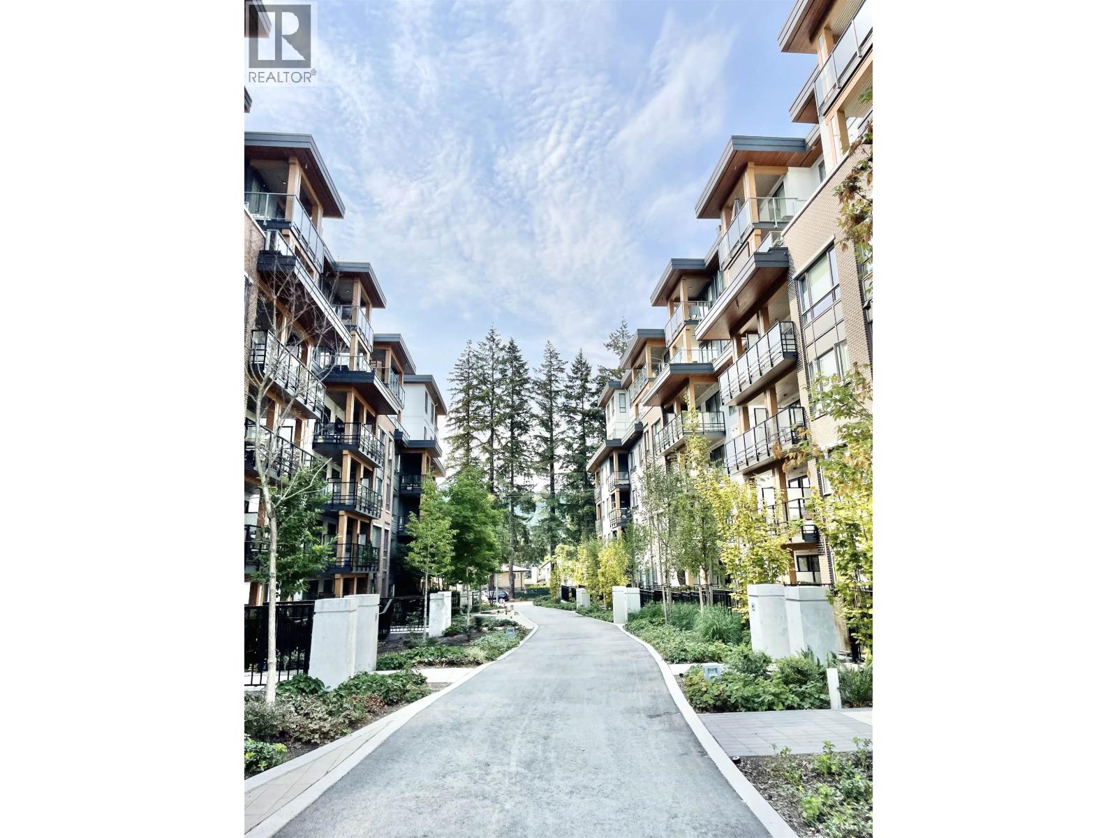 601 741 Anskar Court, Coquitlam, British Columbia  V3J 0N3 - Photo 3 - R3038190