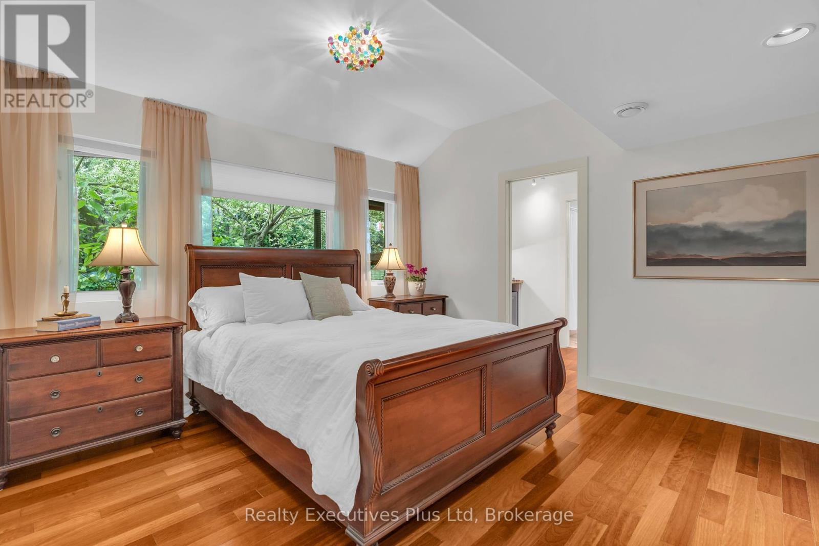 4 Glenhill Place, Guelph, Ontario N1E 4G7 - Photo 13 - X12351790