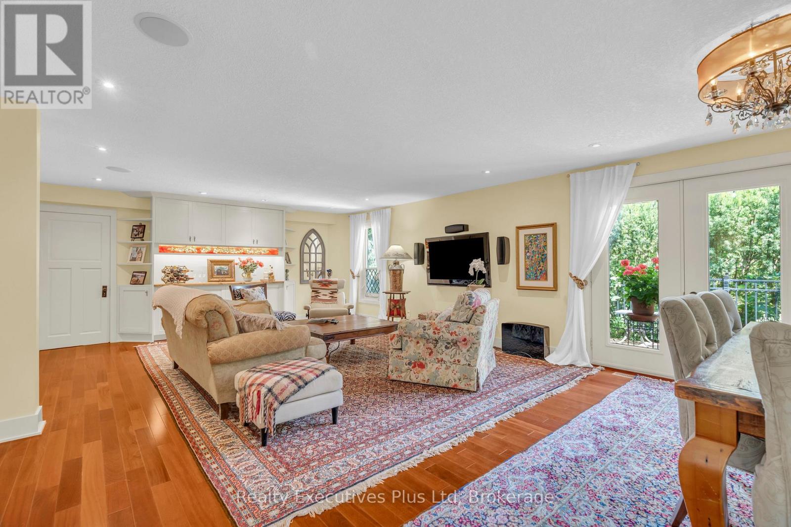 4 Glenhill Place, Guelph, Ontario N1E 4G7 - Photo 25 - X12351790