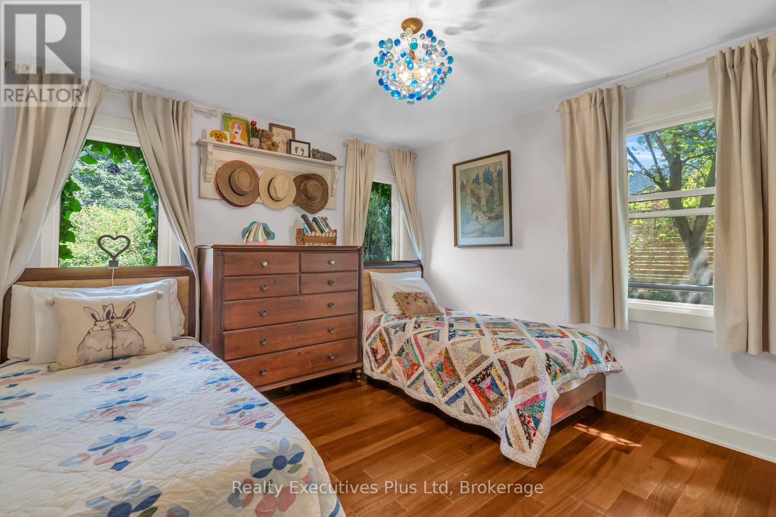 4 Glenhill Place, Guelph, Ontario N1E 4G7 - Photo 24 - X12351790