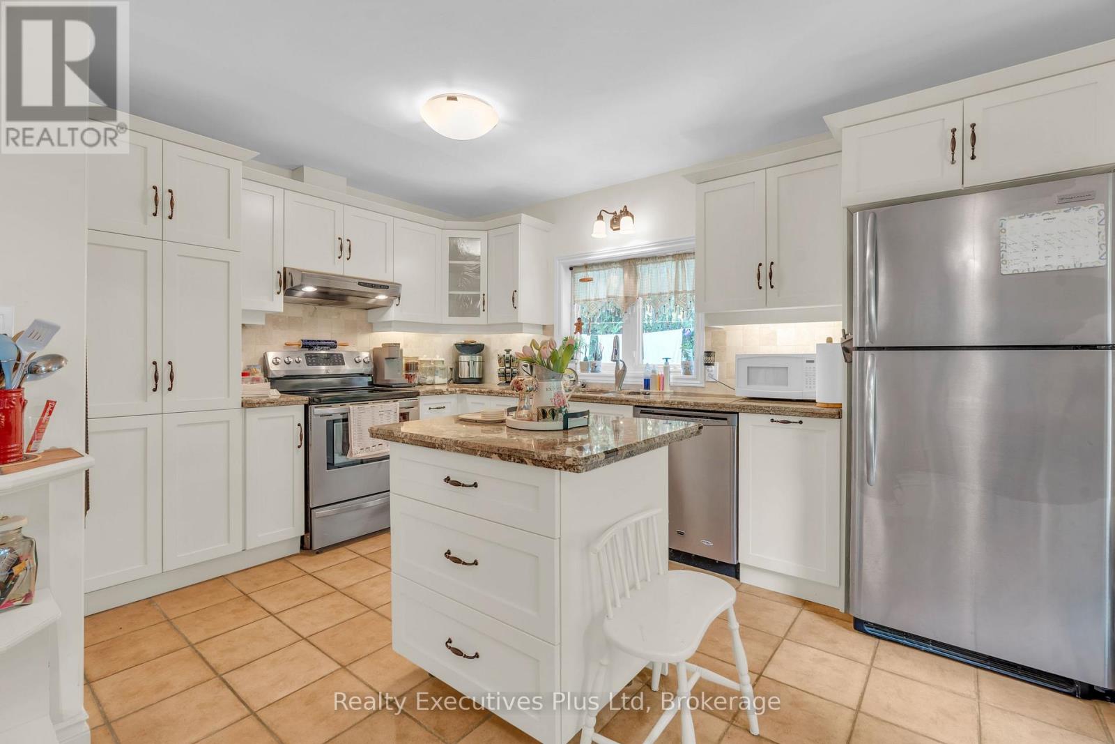 4 Glenhill Place, Guelph, Ontario N1E 4G7 - Photo 26 - X12351790