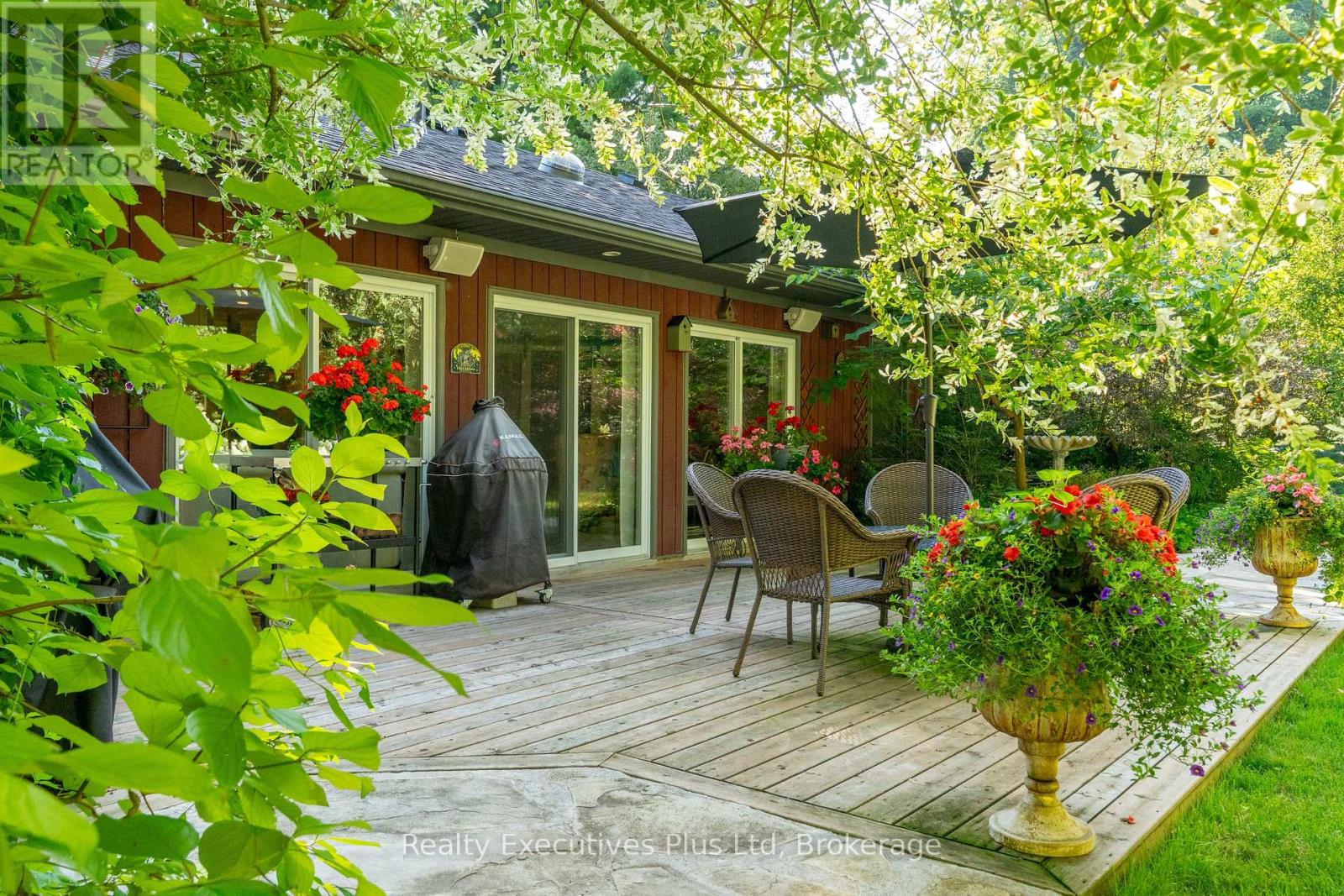 4 Glenhill Place, Guelph, Ontario N1E 4G7 - Photo 41 - X12351790