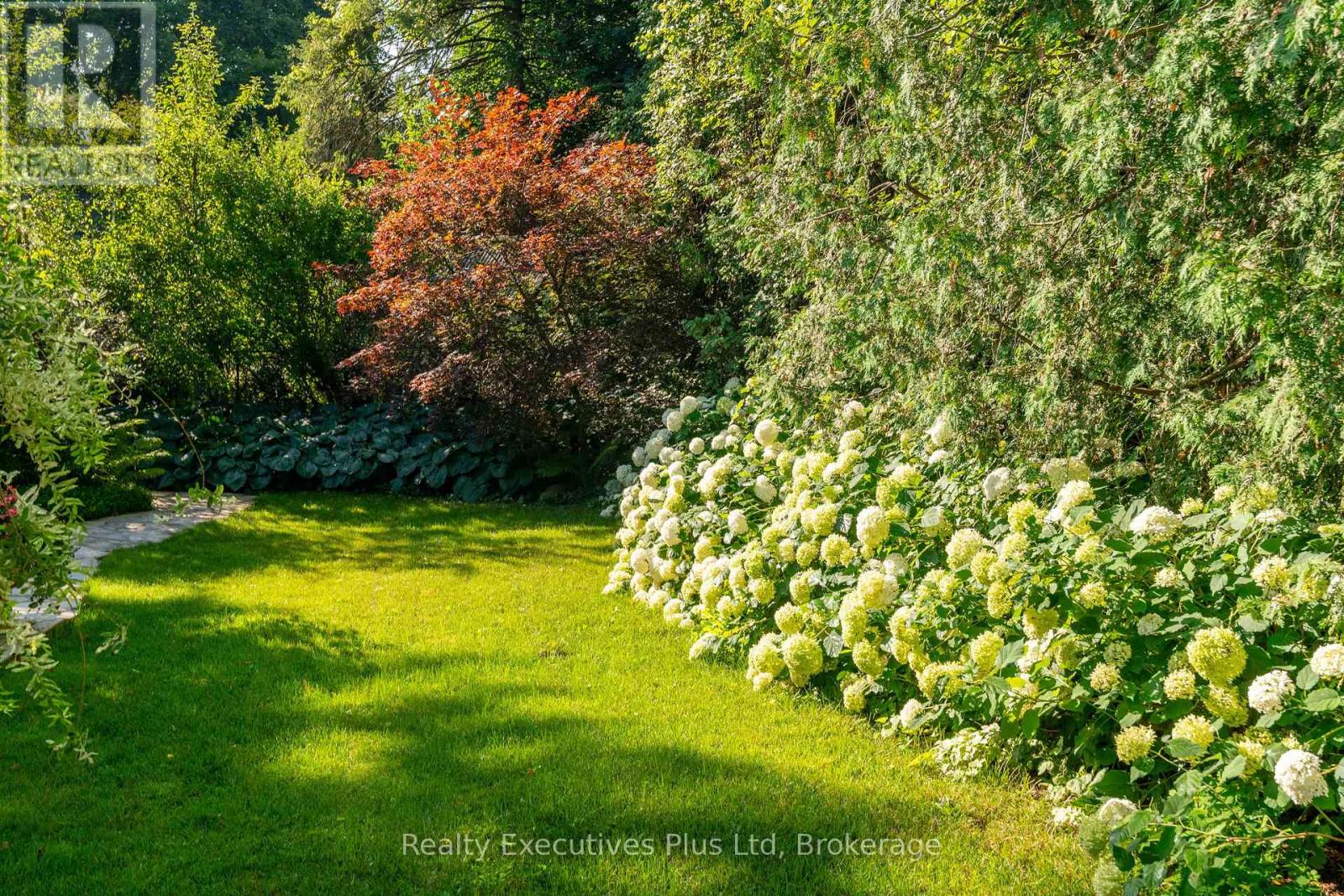 4 Glenhill Place, Guelph, Ontario N1E 4G7 - Photo 40 - X12351790