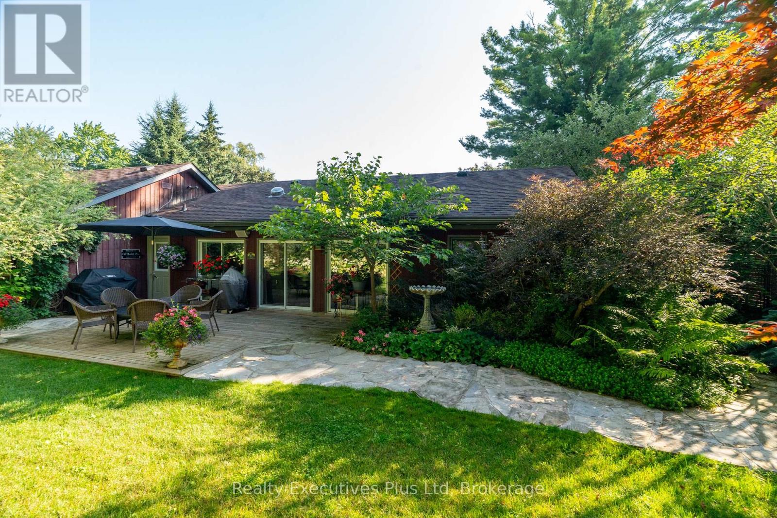 4 Glenhill Place, Guelph, Ontario N1E 4G7 - Photo 44 - X12351790