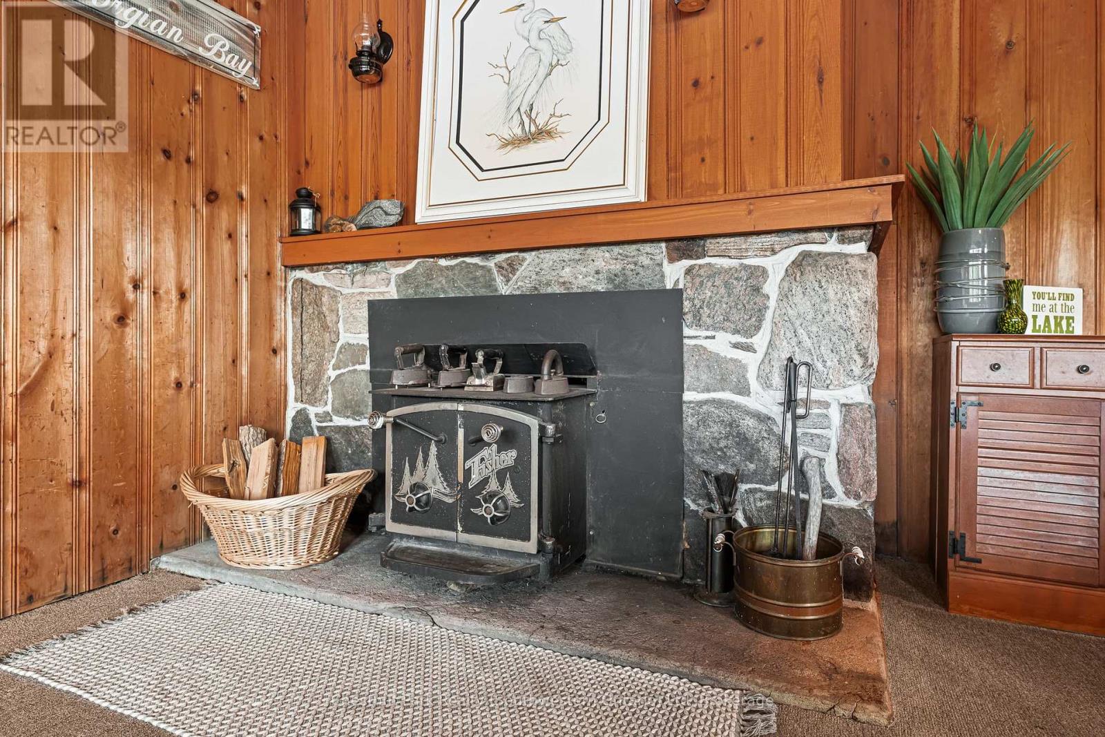3228 Twelve Mile Bay Road, Georgian Bay, Ontario  P0C 1H0 - Photo 7 - X12339621