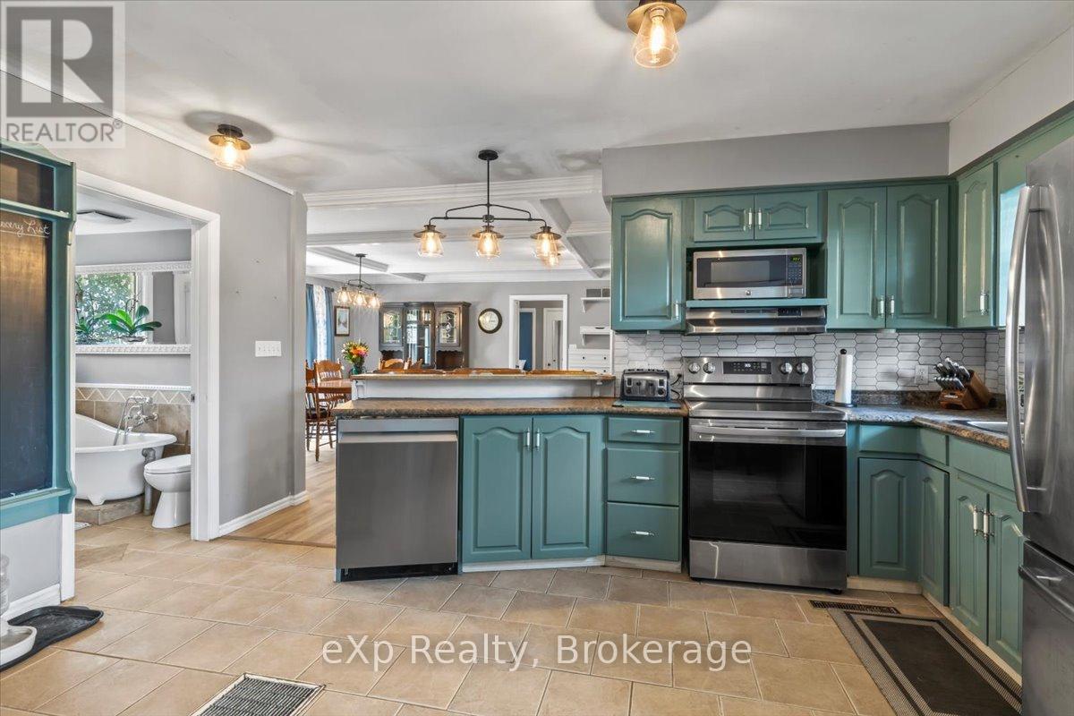 151 River Road, Grey Highlands, Ontario N0C 1C0 - Photo 12 - X12351839