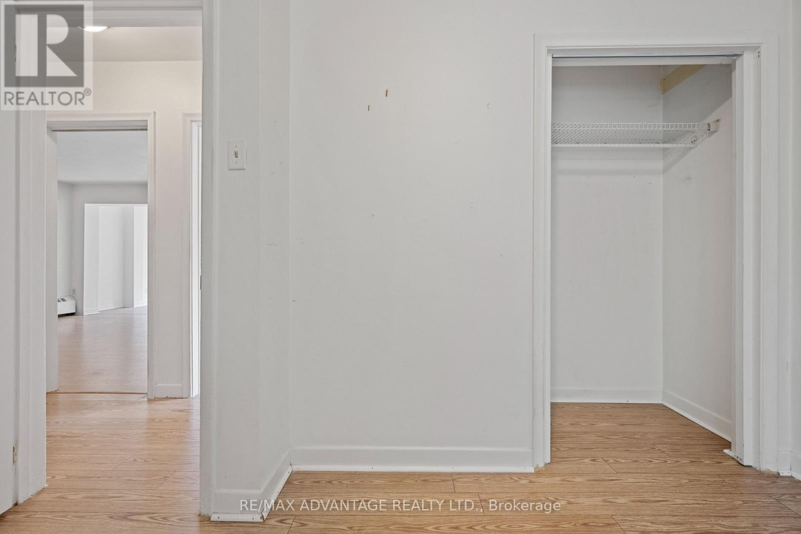106 Hubbard Boulevard, Toronto, Ontario  M4E 1A6 - Photo 13 - E12351810